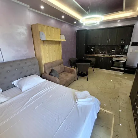 Newborn Lungomare Apartment *