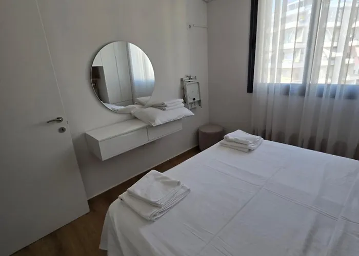 Newborn Lungomare Apartment *