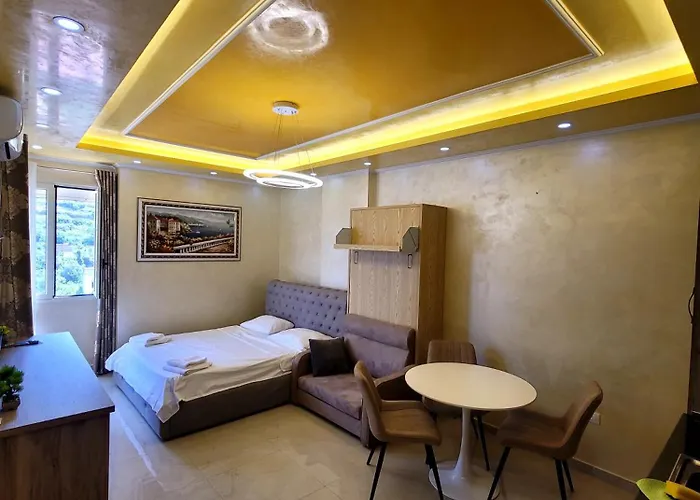 Newborn Lungomare Apartment *