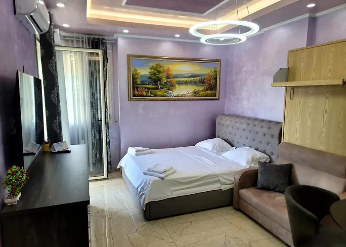 Newborn Lungomare * Vlorë