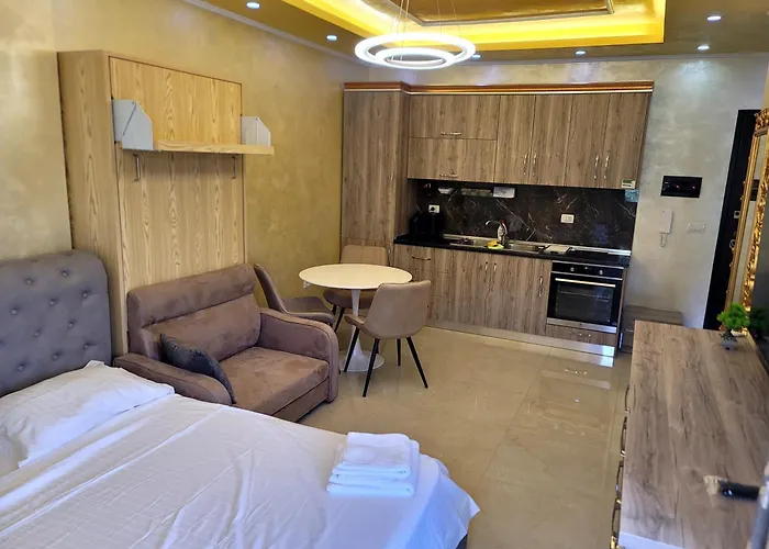 Newborn Lungomare Apartment