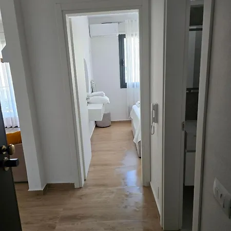Newborn Lungomare Apartment *