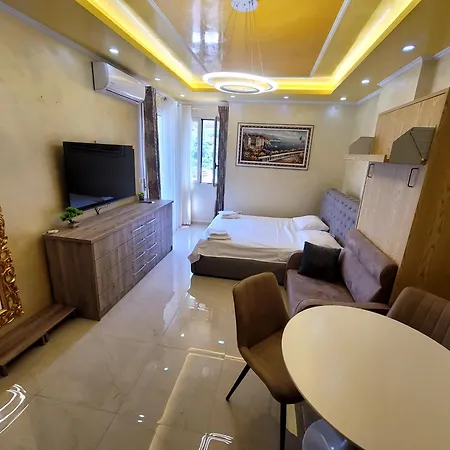Apartment Newborn Lungomare