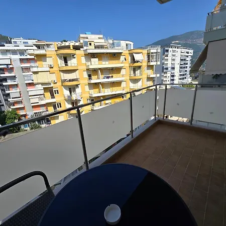 Apartamento Newborn Lungomare