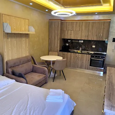 Newborn Lungomare Apartment