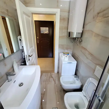 Apartment Newborn Lungomare Vlorë